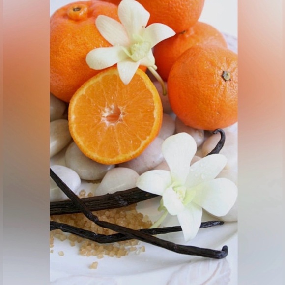 Gothic Embrace Essential Oil Blends - Picture 11 of 12